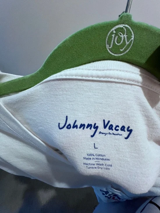 Johnny Vacay “Always On Vacay” Edgartown Graphic Pocket T-Shirt | Size Large | - Picture 3 of 3